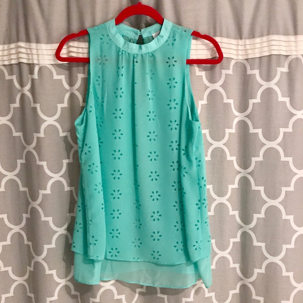 LAST CALL Charming Charlie Seafoam Laser Cut Top